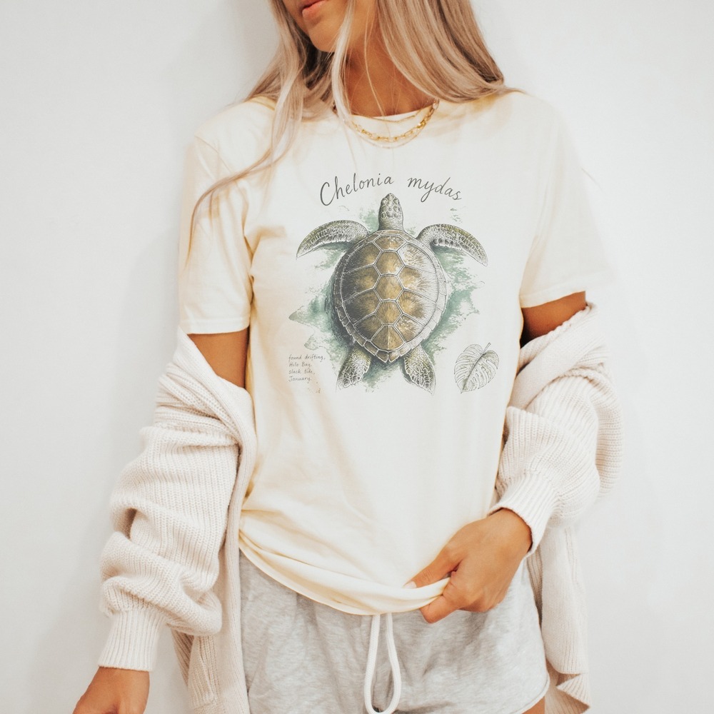 Chelonia Mydas Found Drifting Hilo Bay Field Notes Tee